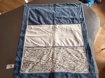 Copertina maserati neonato