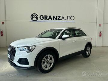 AUDI Q3 35 TDI S tronic Business