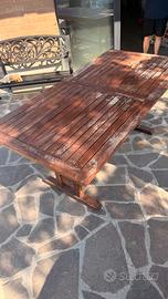 Tavolo da giardino con 6 sedie
