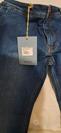 Pantaloni
