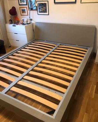 Letto in pelle
