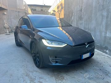 TESLA Model X P100D Raven 6 posti