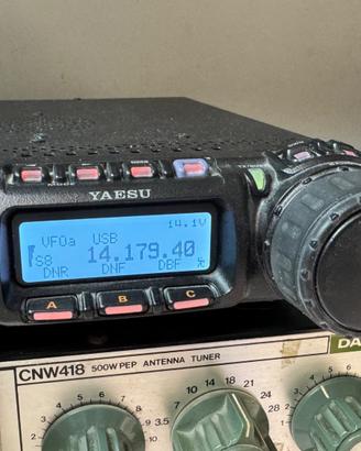 YAESU FT 857