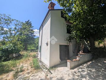 RUSTICO A MONTEFIORE CONCA