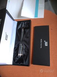 Montblanc

STARWALKER METAL RUBBER - Stilografica 