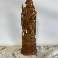 Scultura in legno di sandalo