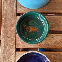 3 ciotole gatto (materiali vari)