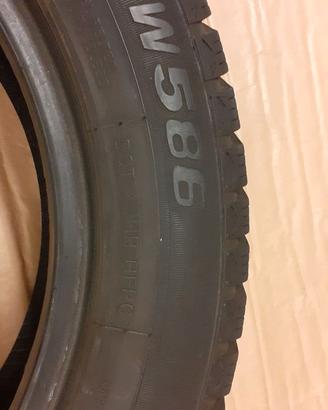 Treno gomme per auto