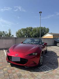 Mazda MX5 1.5 132cv - 5500km