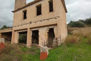 Misilmeri Fabbricato 120 mq con terreno 3780mq