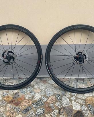 Ruote Bontrager Aeolus XXX 2 Disc Tabular