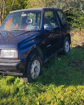 Suzuki Vitara 4×4 sidekick