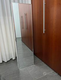 ARMADIO PORTAGIOIELLI CON SPECCHIO