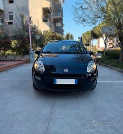 Auto Fiat Punto 