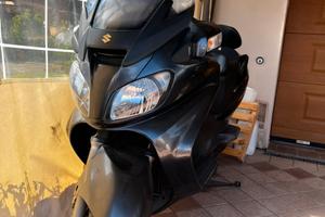 Suzuki Burgman 650 Executive