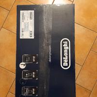 Macchina per caffè DeLonghi con cappuccinatore