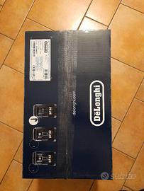 Macchina per caffè DeLonghi con cappuccinatore