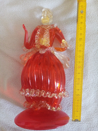 Statua di murano in vetro rosso soffiato