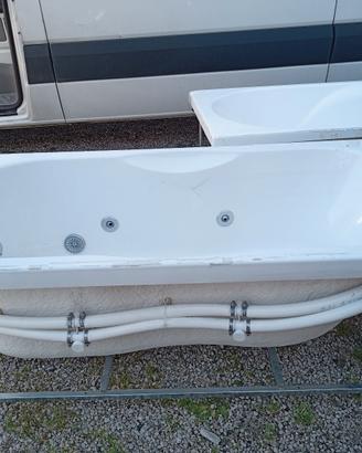 vasca da bagno idromassaggio