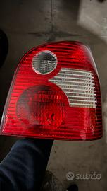Fanale posteriore  Volkswagen Polo 4a serie