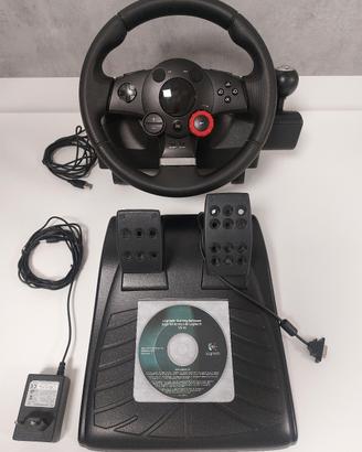 Volante Logitech per PC e PS3 