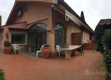 Villa a Roma (RM)
