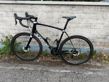 Trek Domane SL6 Ultegra + Vision Metron 40 CARBON