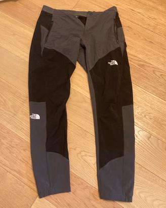 Pantaloni estivii..tecnici the north face