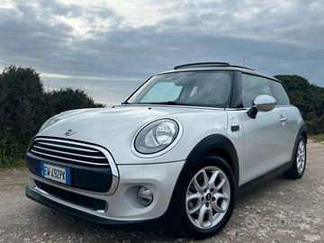 MINI COOPER D AUTOMATICA NEOPATENTATI