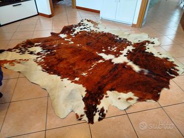 Tappeto grande in pelle di mucca