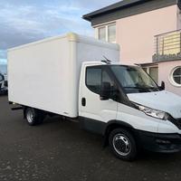 Iveco 35C16 Furgonatura + Sponda posteriore