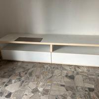 Mobile bianco