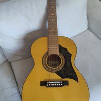 Chitarra acustica