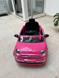 Fiat 500 rosa per bambini con portiere apribili