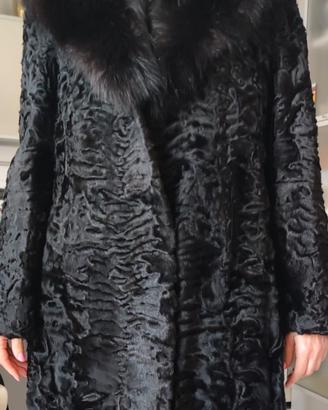 pelliccia con colllo in volpe nera