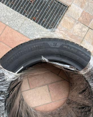 Pneumatici Bridgestone Blizzak invernali