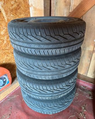 Pneumatici estivi 185/60 R15 + cerchi