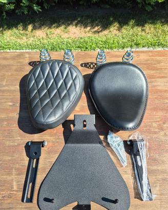 Coppia di selle singole stile vintage per moto 