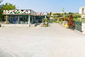 Immobile di 750 m² con 3 locali a Porto San Giorgi