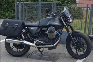 Moto Guzzi V7 Stone black - Custom Cafè Racer