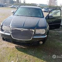 Chrysler C300 Berlina FUSA Demolita - Per Ricambi