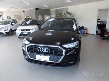 Audi Q3 35 TDI S tronic Business Advanced