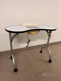 Tavolino per unghie con aspiratore