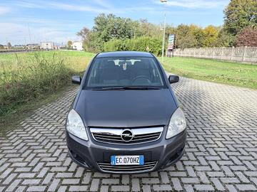 Opel Zafira 1.6 16V VVT Cosmo