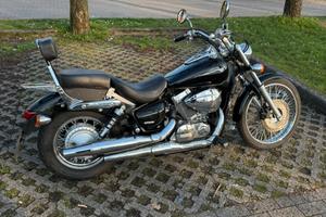 Honda Shadow VT 750 Black Spirit Aprile 2010