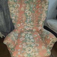 2 Poltrone con Fantasia Floreale Shabby Chi