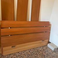 Sagoma letto in legno, comò e specchio