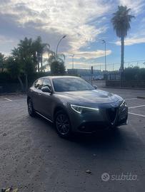 Alfa Romeo Stelvio 2.2 Turbodiesel 210 CV AT8 Q4 S