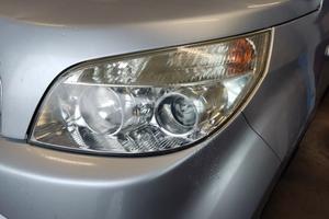 Proiettore sinistro DAIHATSU TERIOS del 2001