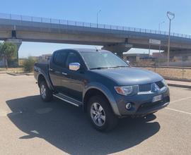 Mitsubishi L200 2.5 DI-D/136CV Double Cab Invite